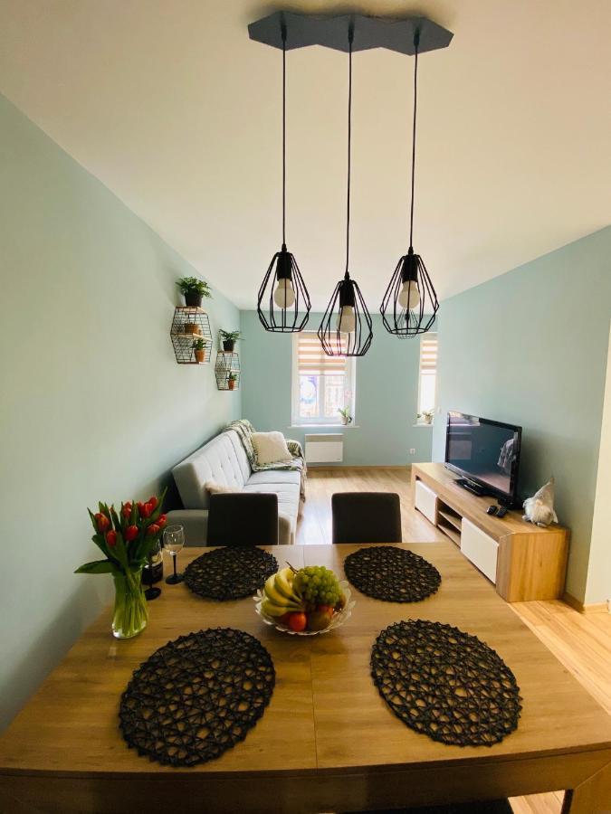 Apartament Bankowa Еленя-Гура Экстерьер фото