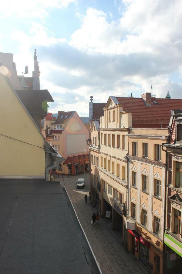 Apartament Bankowa Еленя-Гура Экстерьер фото